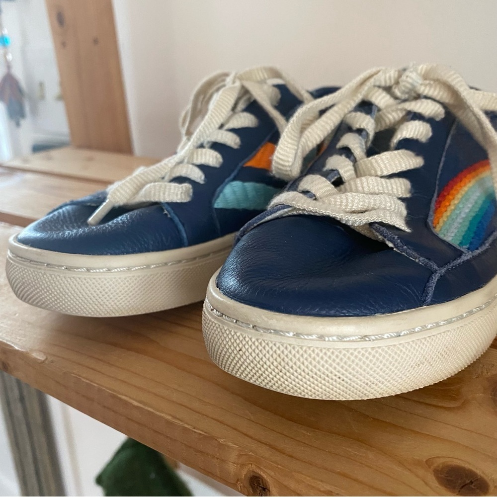 Soludos Blue Rainbow Wave Chill Out Embroidered Leather Sneaker 6.5 - Picture 7 of 15